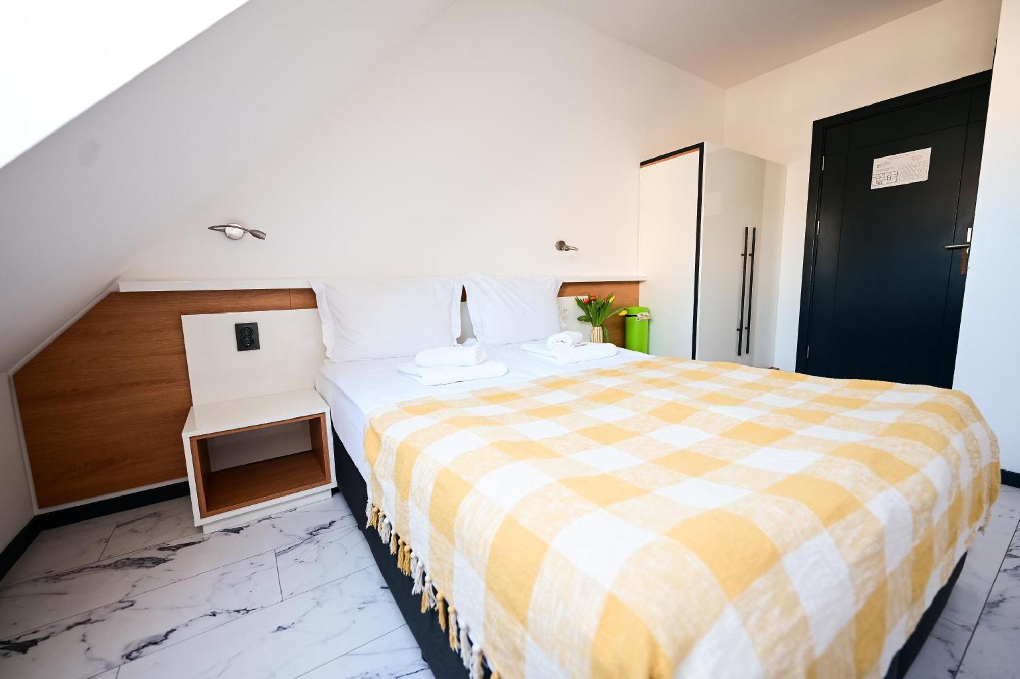 Rubo Hotel Shumen Luaran gambar